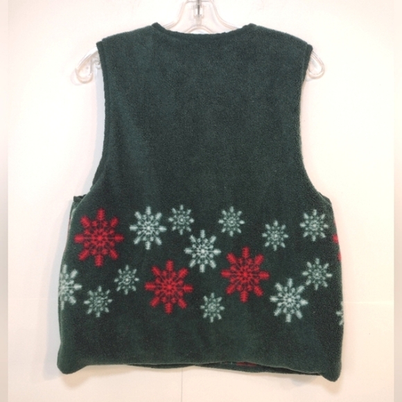 West bound set of 2. Vest and skirt green and red.  Size (S) - Picture 3 of 16